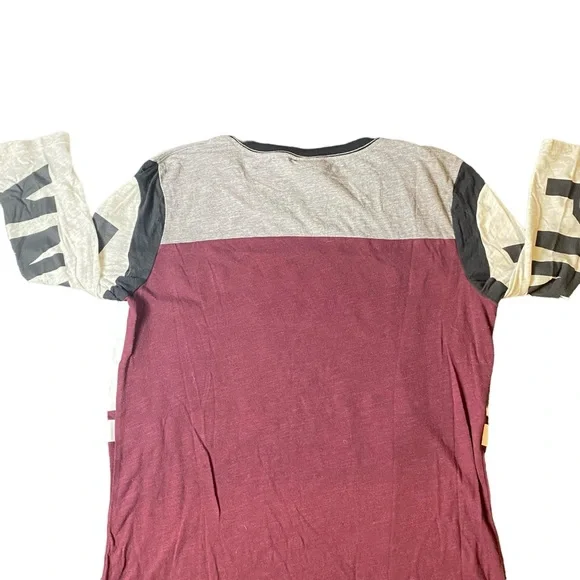 PINK Women Top Large White & Maroon T-Shirt Logo Spellout Size Medium - Picture 6 of 7